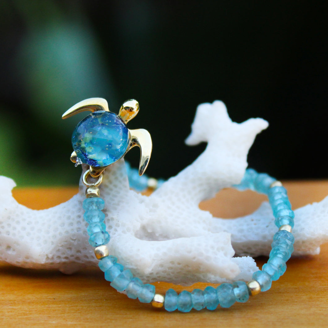 Mahalo Gemstone Stretch Bracelet | The Honu Collection by Amy Wakingwolf 